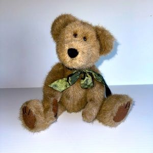 Vintage Plush Boyd's Bear The Archive Series Soft Teddy Bear
Jointed Limbs 12"